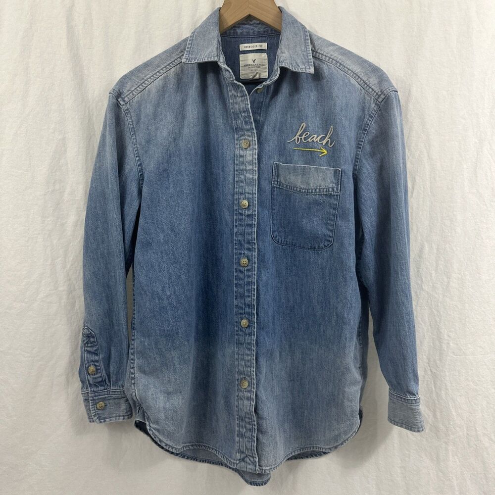 American Eagle Oversized Fit Embroidered Beach Denim Button Up Shirt Womens XS